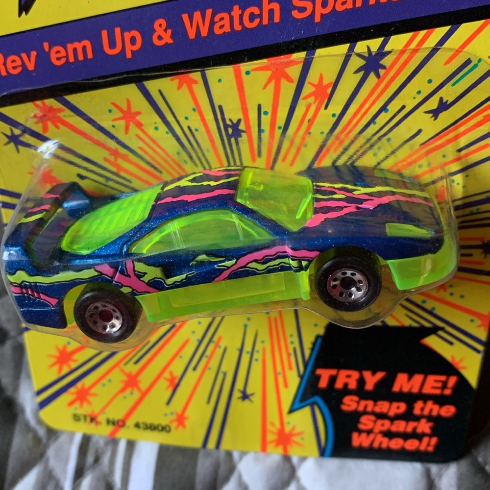 Matchbox Sparkers Green & Blue Race Car Vintage 🆕